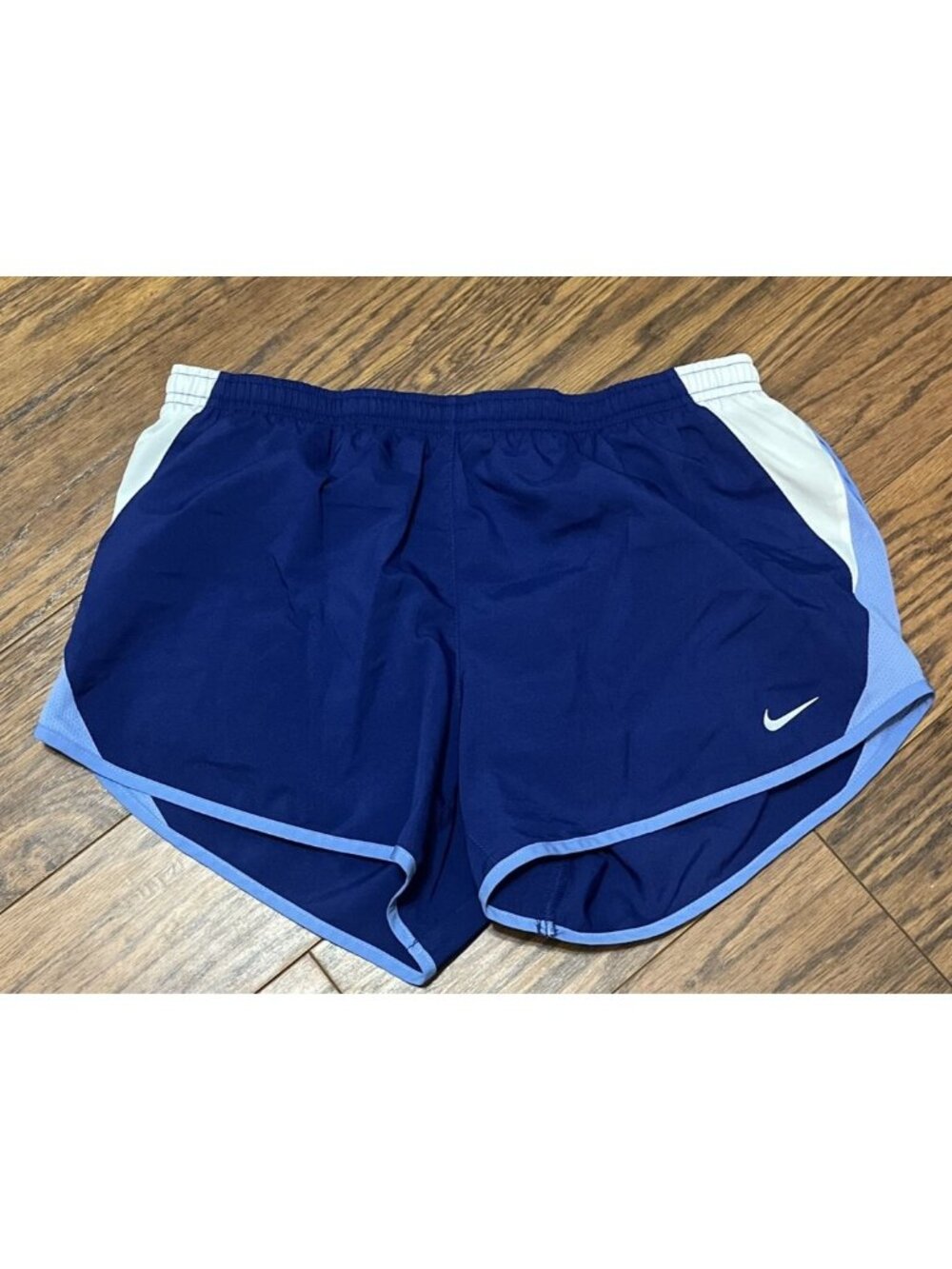 Nike Athletic Shorts Women's Sz Medium, Deep Cornflower Color with Lining U9-4